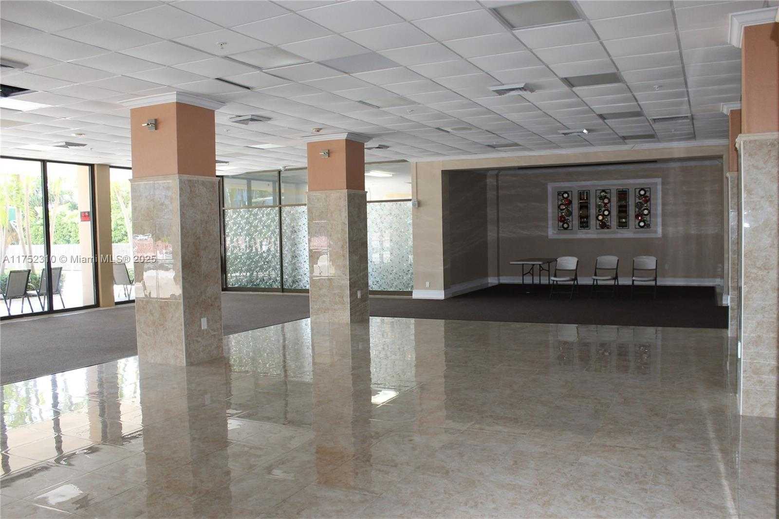 Small Image of 400 KINGS POINT DR #1527, Sunny Isles Beach Number 16