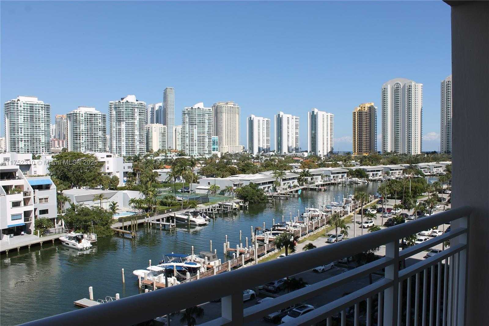 Small Image of 400 KINGS POINT DR #1527, Sunny Isles Beach Number 7