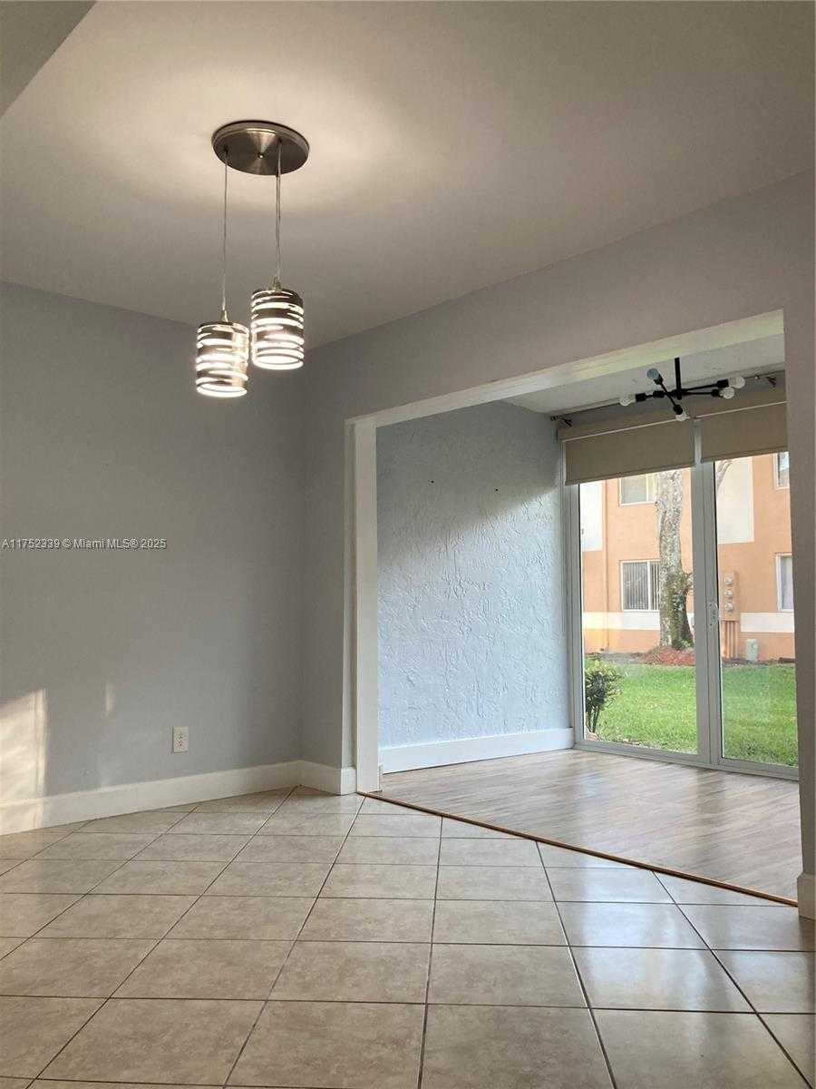 Small Image of 807 NORTH WEST 91ST TER #807, Plantation Number 20