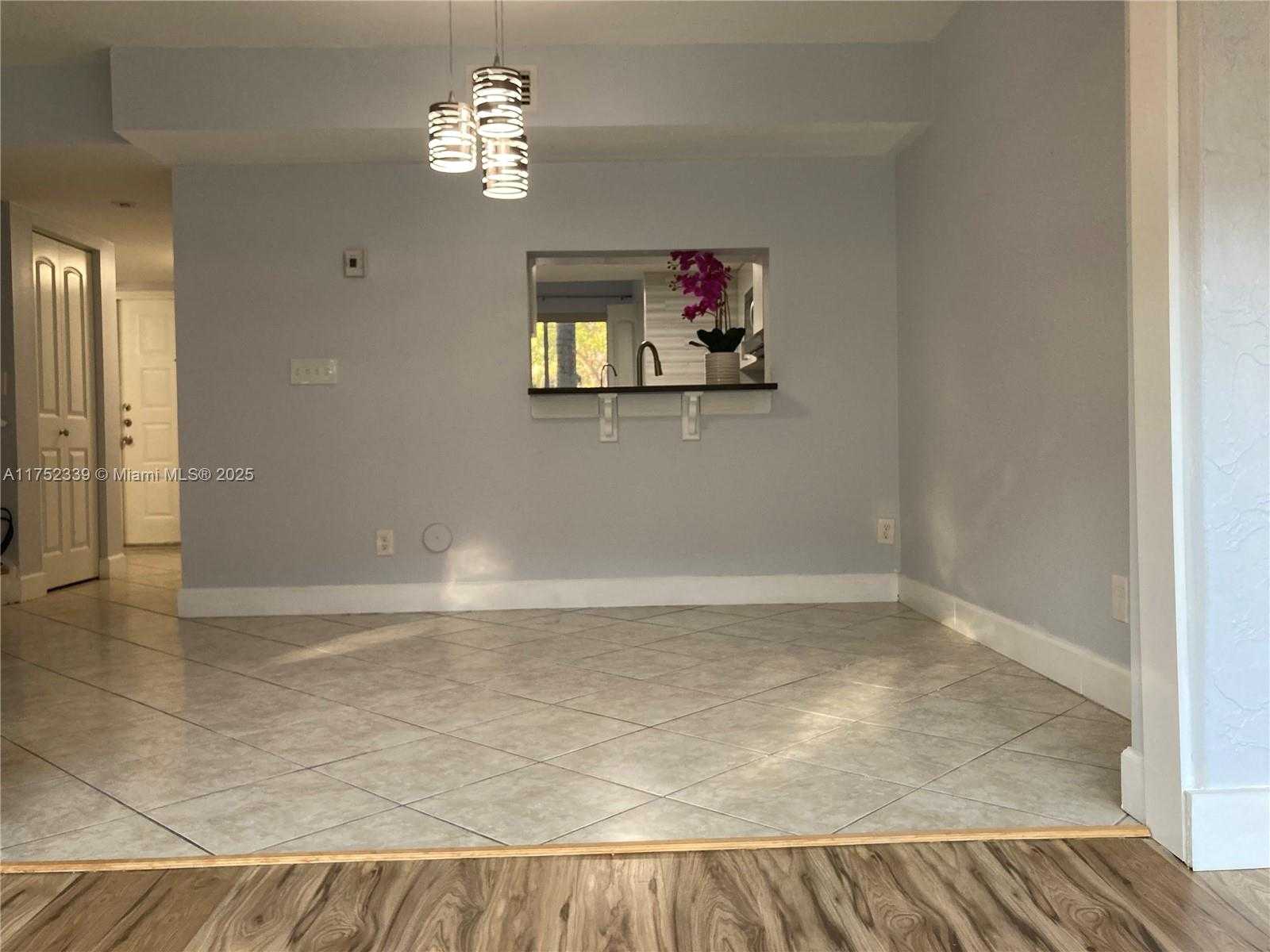 Small Image of 807 NORTH WEST 91ST TER #807, Plantation Number 21
