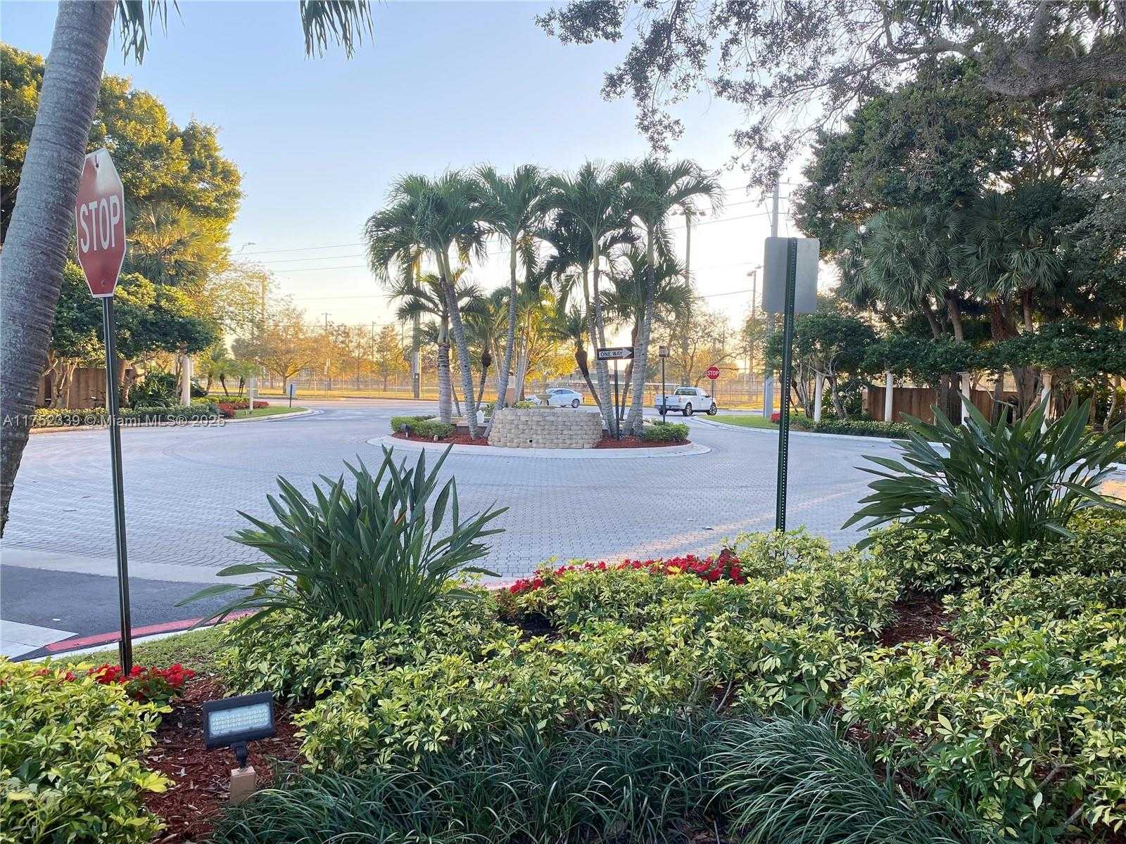 Small Image of 807 NORTH WEST 91ST TER #807, Plantation Number 47