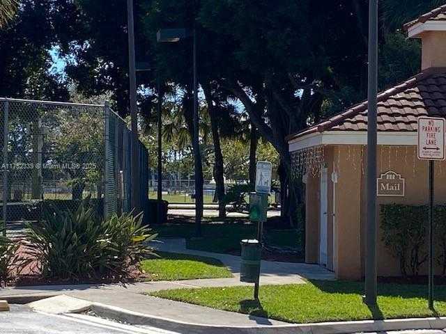 Small Image of 807 NORTH WEST 91ST TER #807, Plantation Number 50