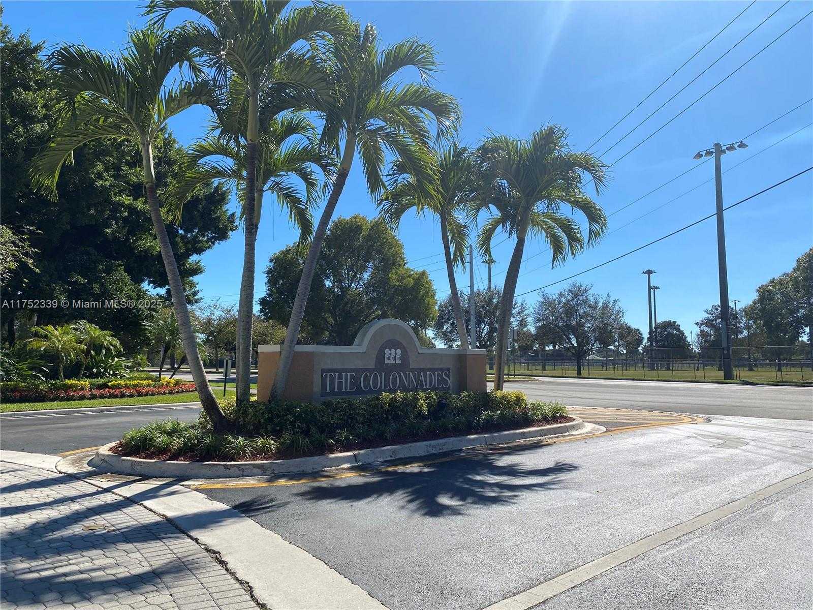 Small Image of 807 NORTH WEST 91ST TER #807, Plantation Number 54