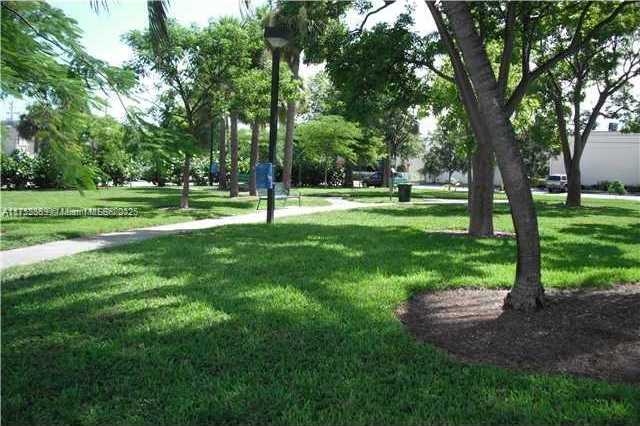 Small Image of 7441 WAYNE AVE #10E, Miami Beach Number 14