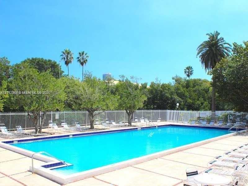 Small Image of 7441 WAYNE AVE #10E, Miami Beach Number 15