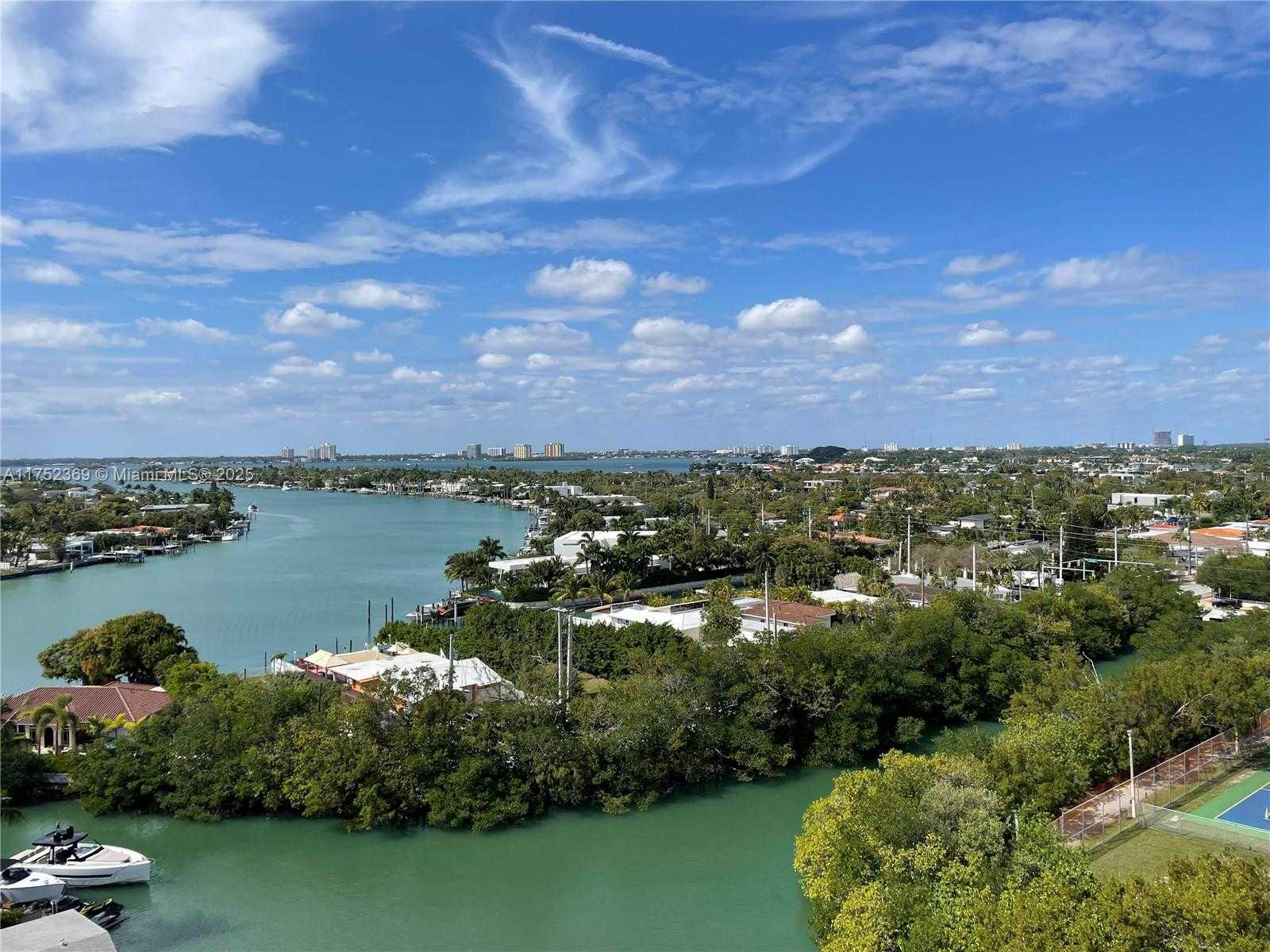 Small Image of 7441 WAYNE AVE #10E, Miami Beach Number 5