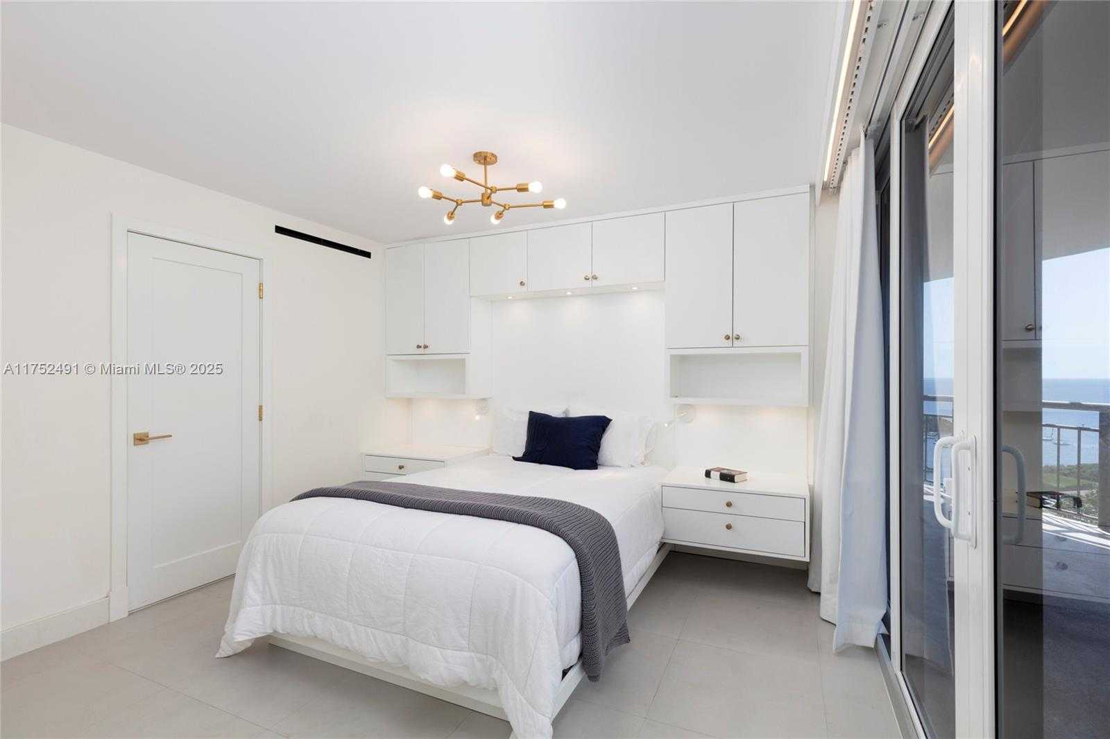 Small Image of 2843 SOUTH BAYSHORE DR #P3C&D, Miami Number 22