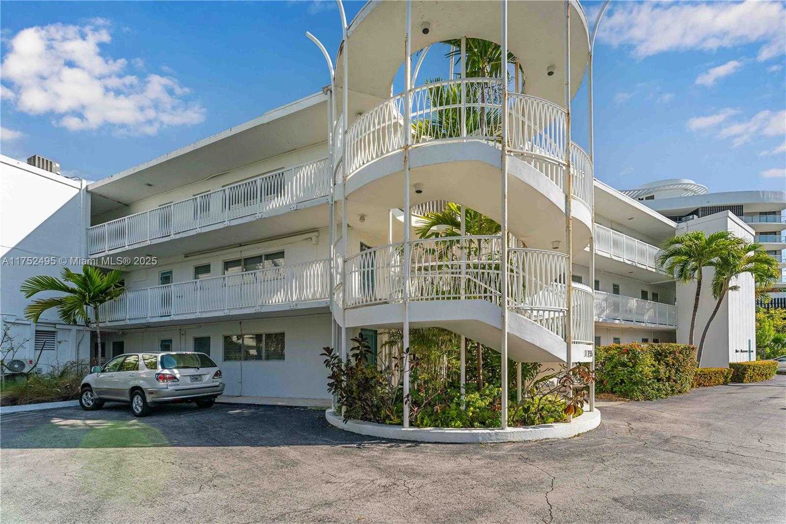 Small Image of 1155 103RD ST #8B, Bay Harbor Islands Number 3