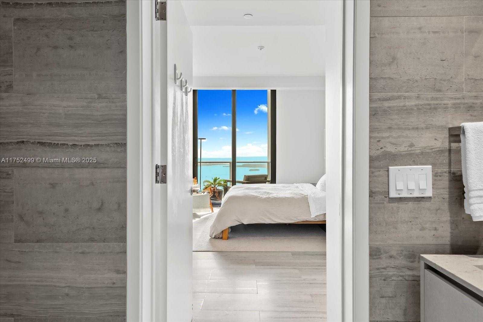 Small Image of 1010 BRICKELL AVE #4803, Miami Number 11