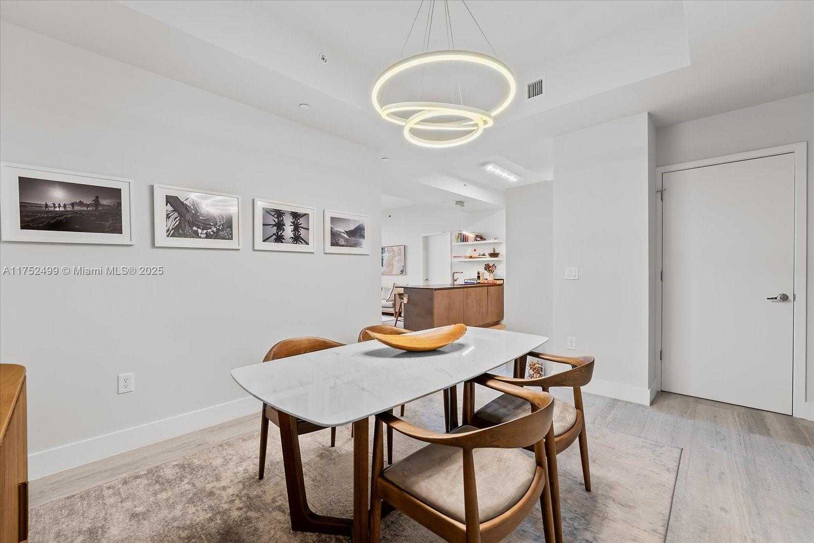 Small Image of 1010 BRICKELL AVE #4803, Miami Number 3