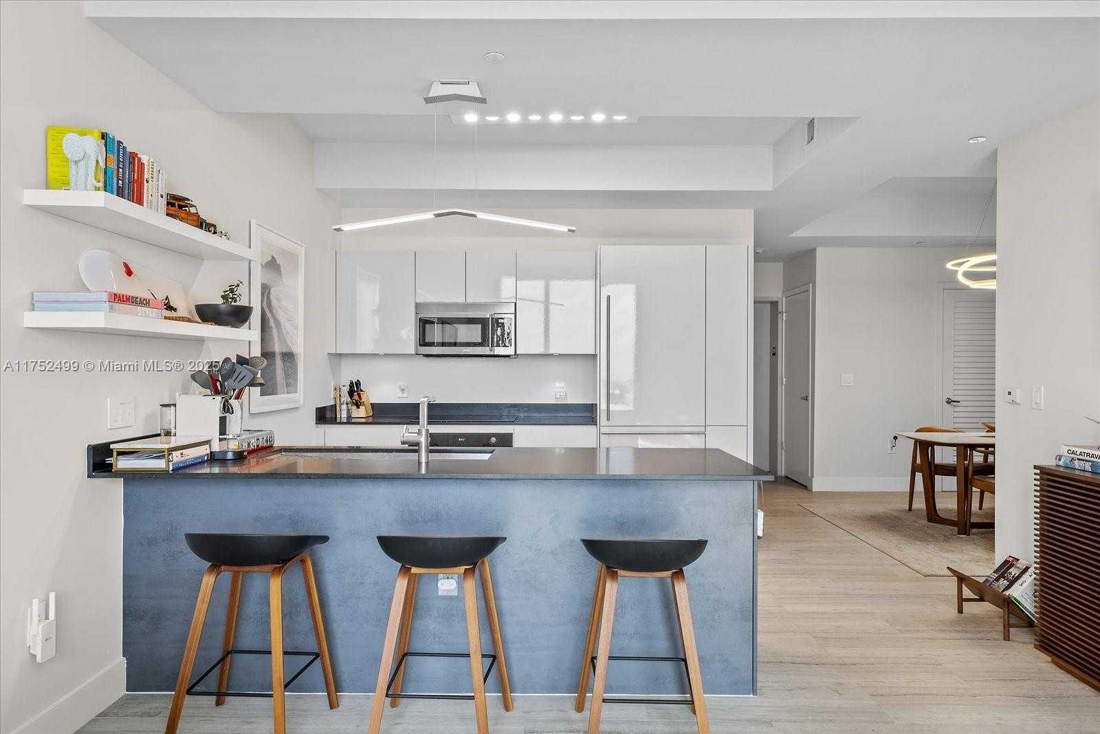 Small Image of 1010 BRICKELL AVE #4803, Miami Number 5