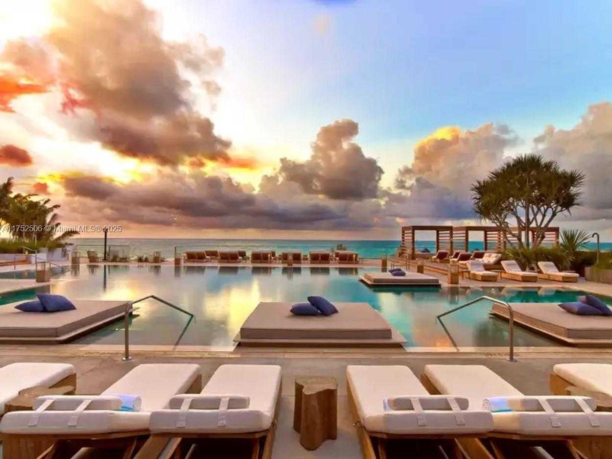 Small Image of 2301 COLLINS AVE #1011-1012, Miami Beach Number 43