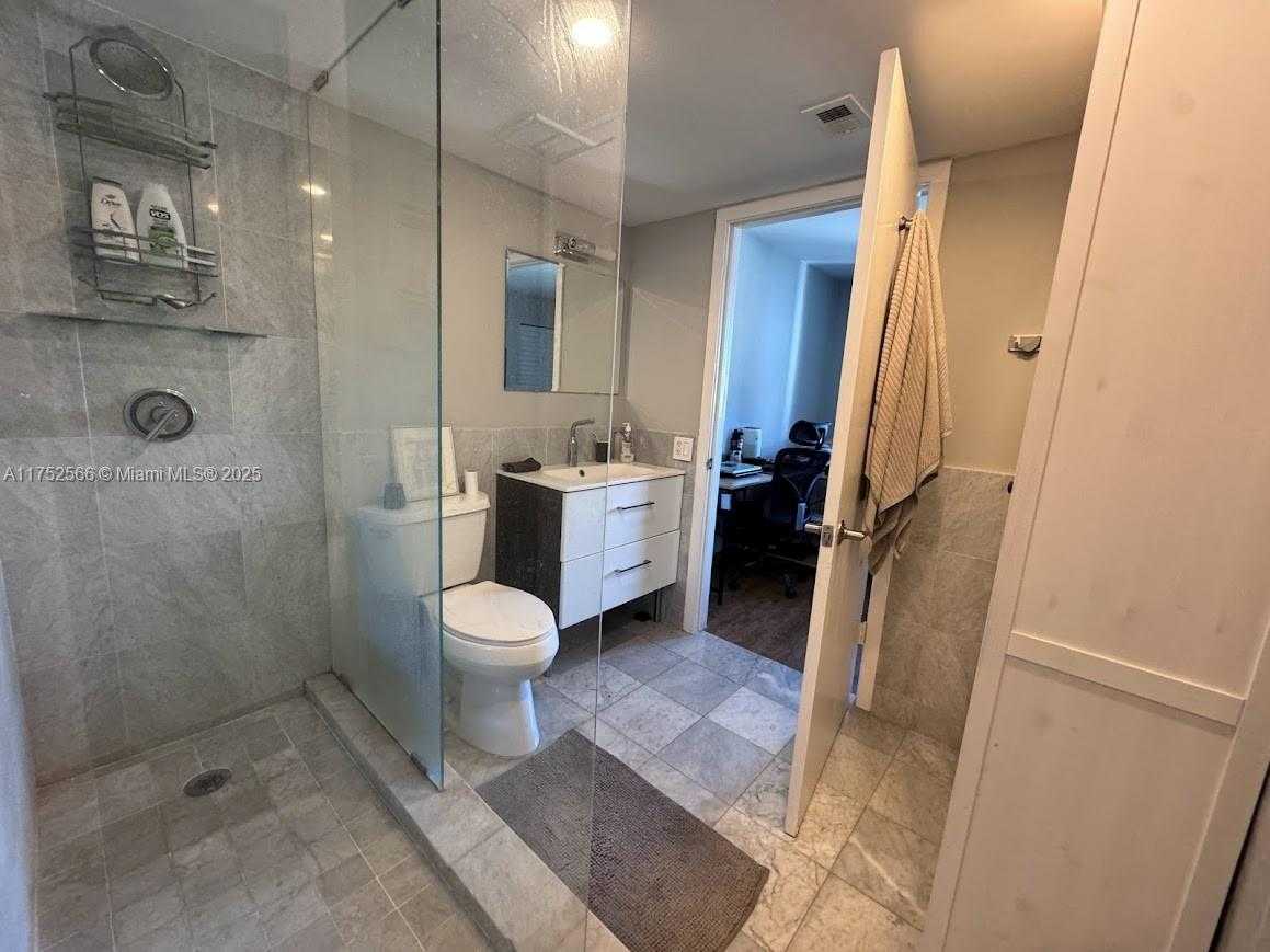 Small Image of 800 NORTH MIAMI AVE #E-1008, Miami Number 13
