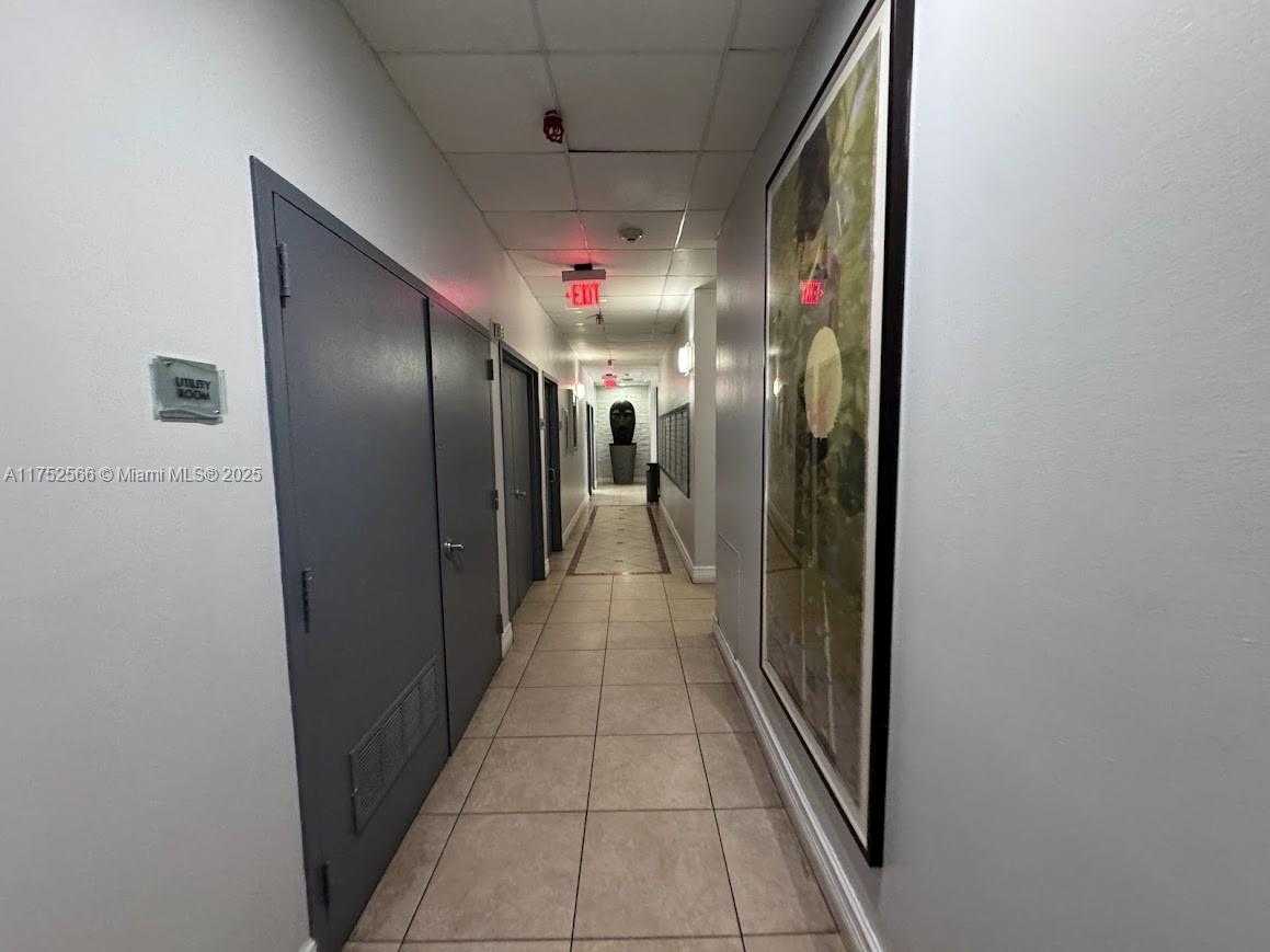 Small Image of 800 NORTH MIAMI AVE #E-1008, Miami Number 18