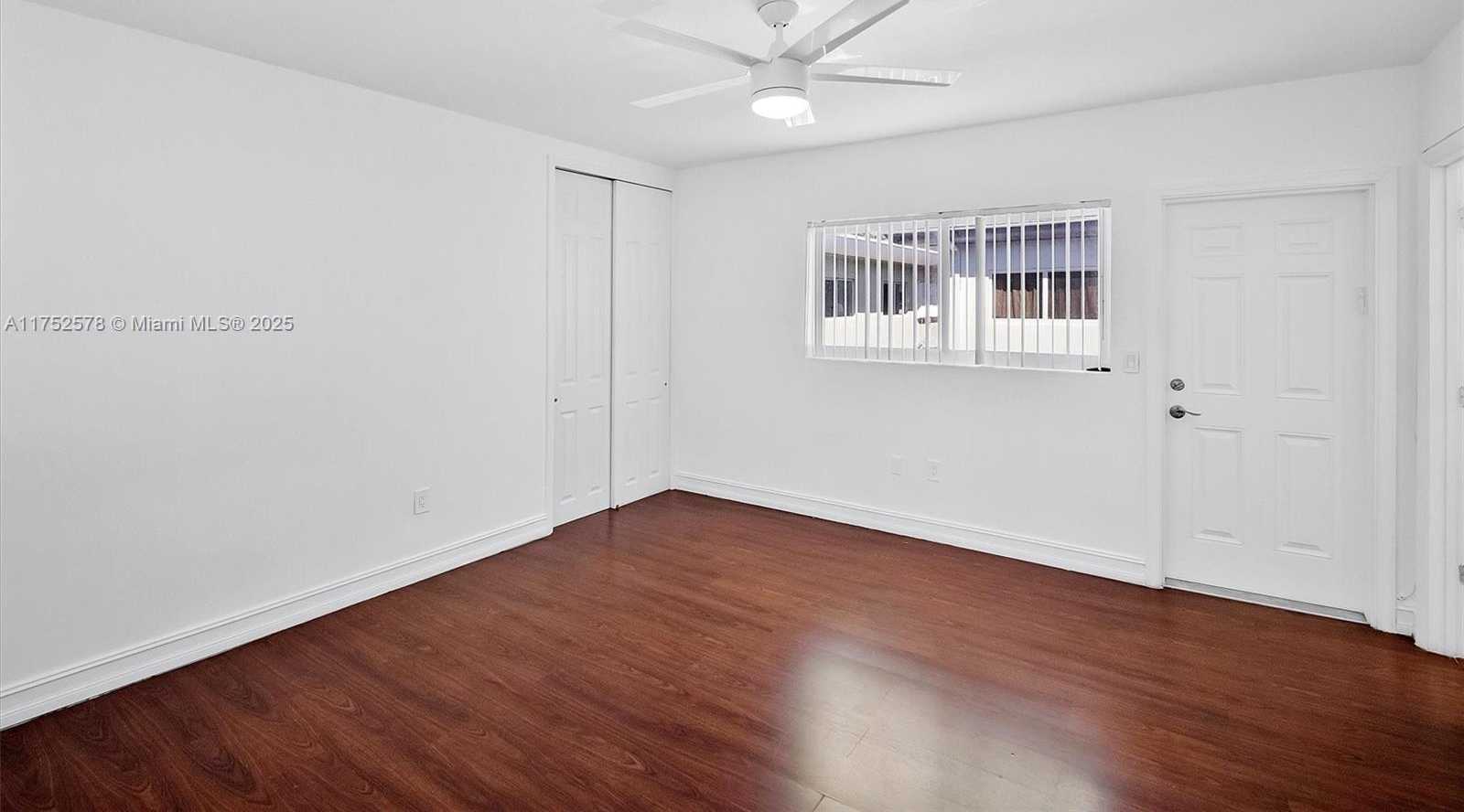 Small Image of 7342 GARY AVE, Miami Beach Number 15