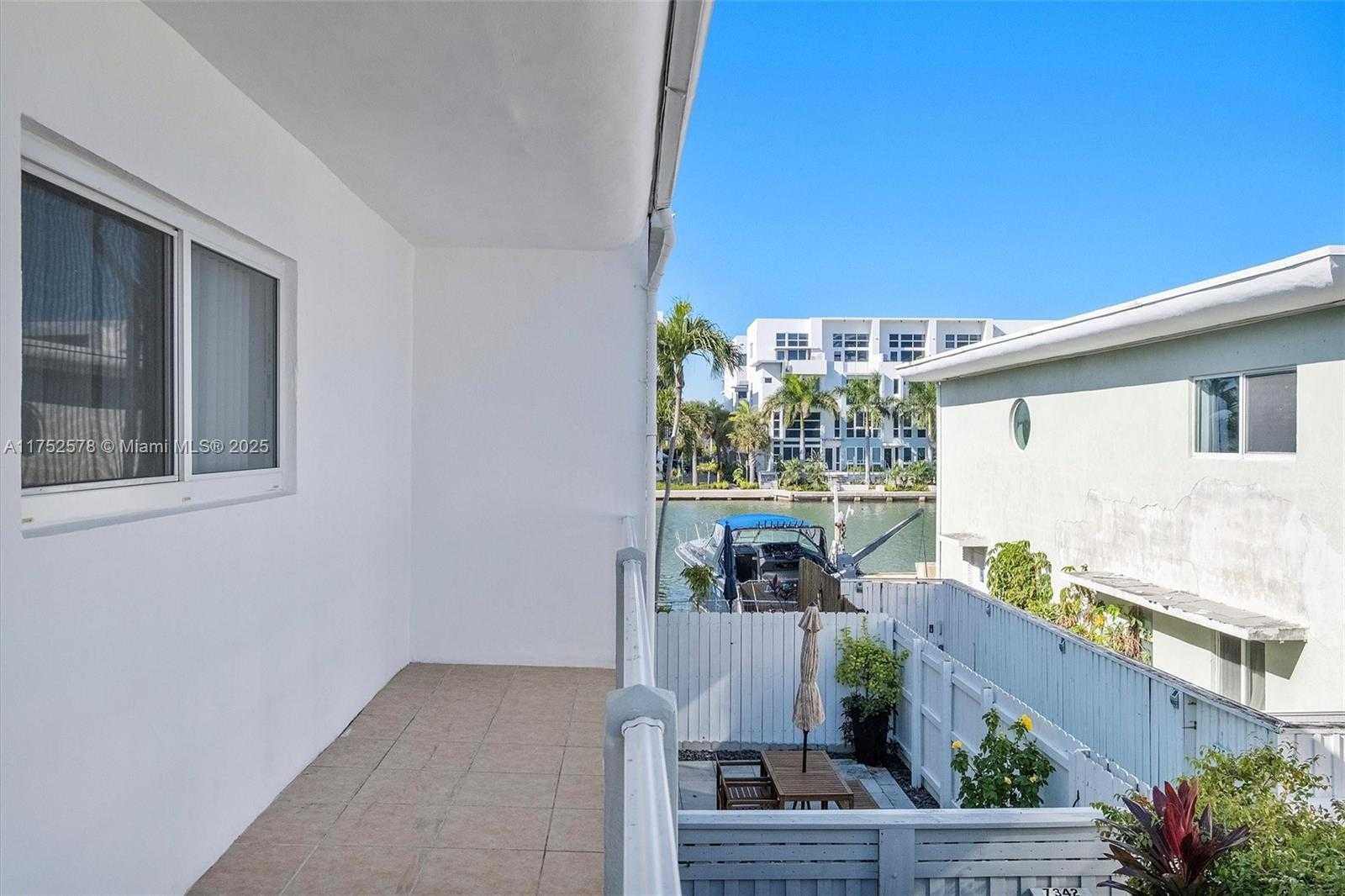 Small Image of 7342 GARY AVE, Miami Beach Number 19
