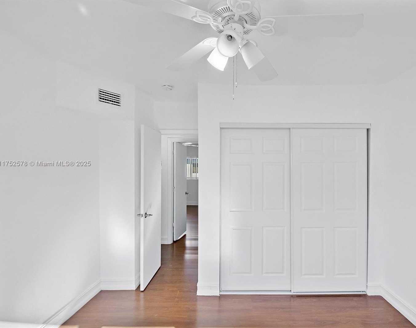 Small Image of 7342 GARY AVE, Miami Beach Number 25