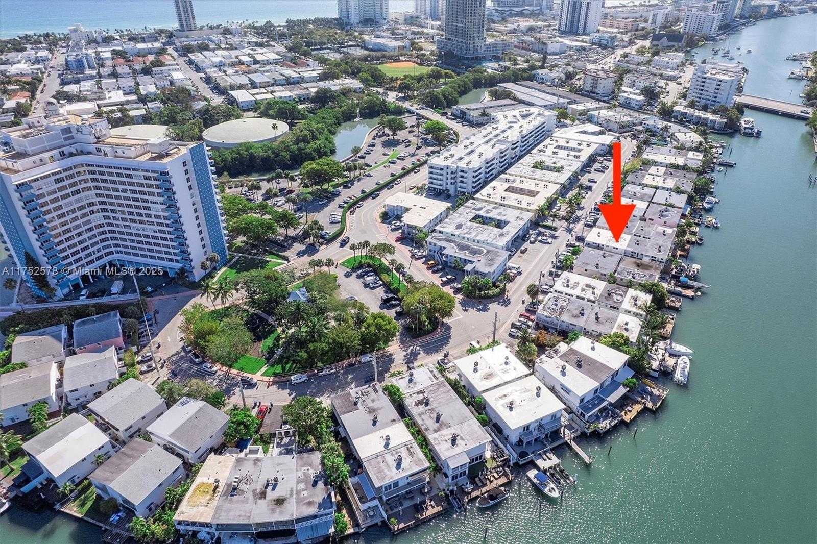 Small Image of 7342 GARY AVE, Miami Beach Number 30