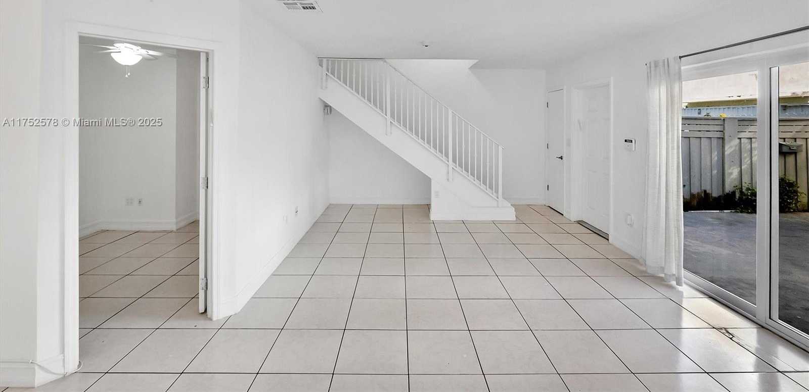 Small Image of 7342 GARY AVE, Miami Beach Number 4