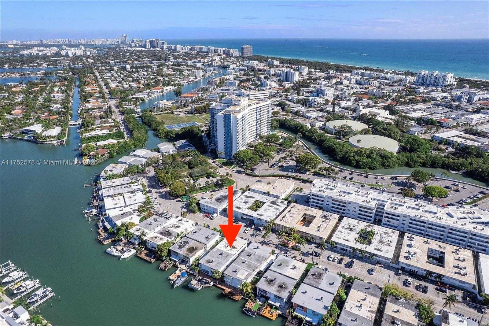 Small Image of 7342 GARY AVE, Miami Beach Number 8