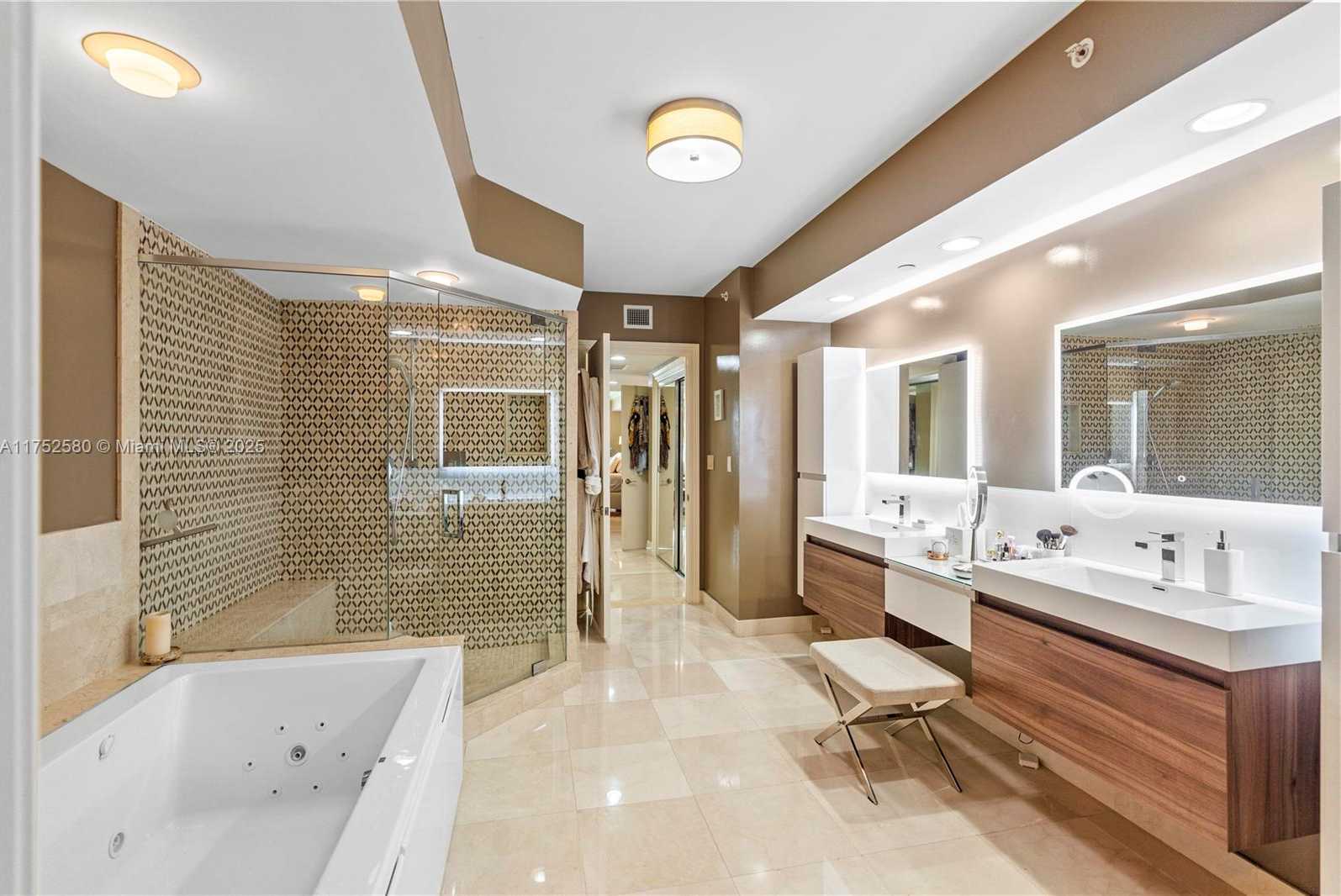 Small Image of 20201 EAST COUNTRY CLUB DR #2708, Aventura Number 18