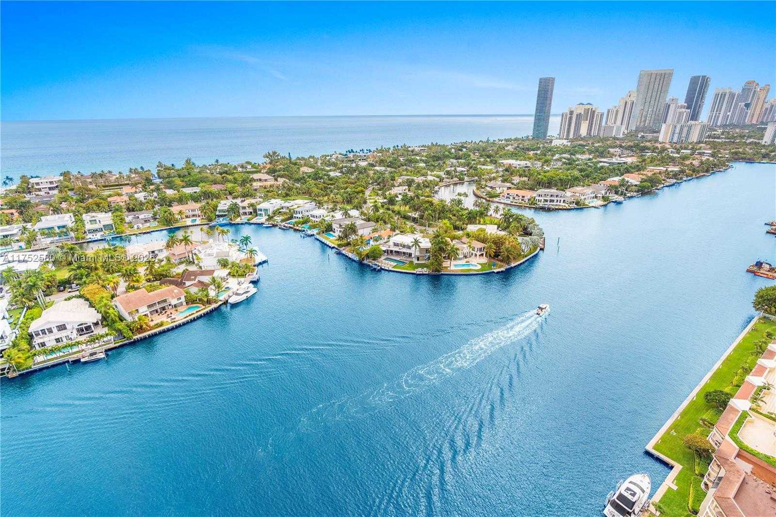 Small Image of 20201 EAST COUNTRY CLUB DR #2708, Aventura Number 2