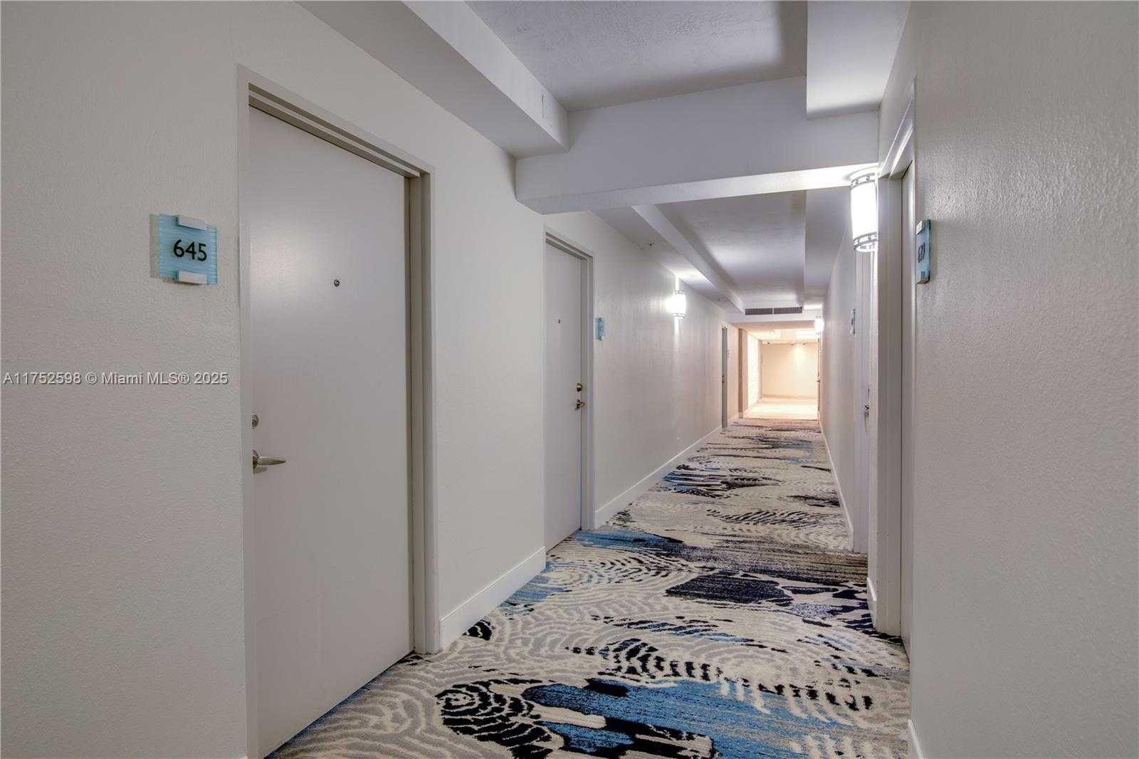 Small Image of 3001 SOUTH OCEAN DR #645, Hollywood Number 28
