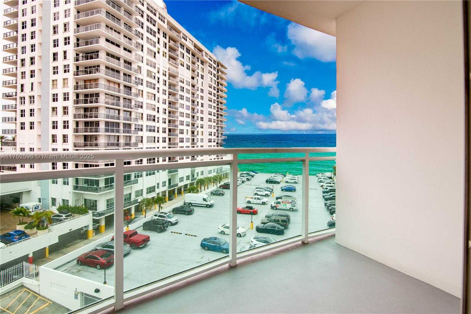 Small Image of 3001 SOUTH OCEAN DR #645, Hollywood Number 29