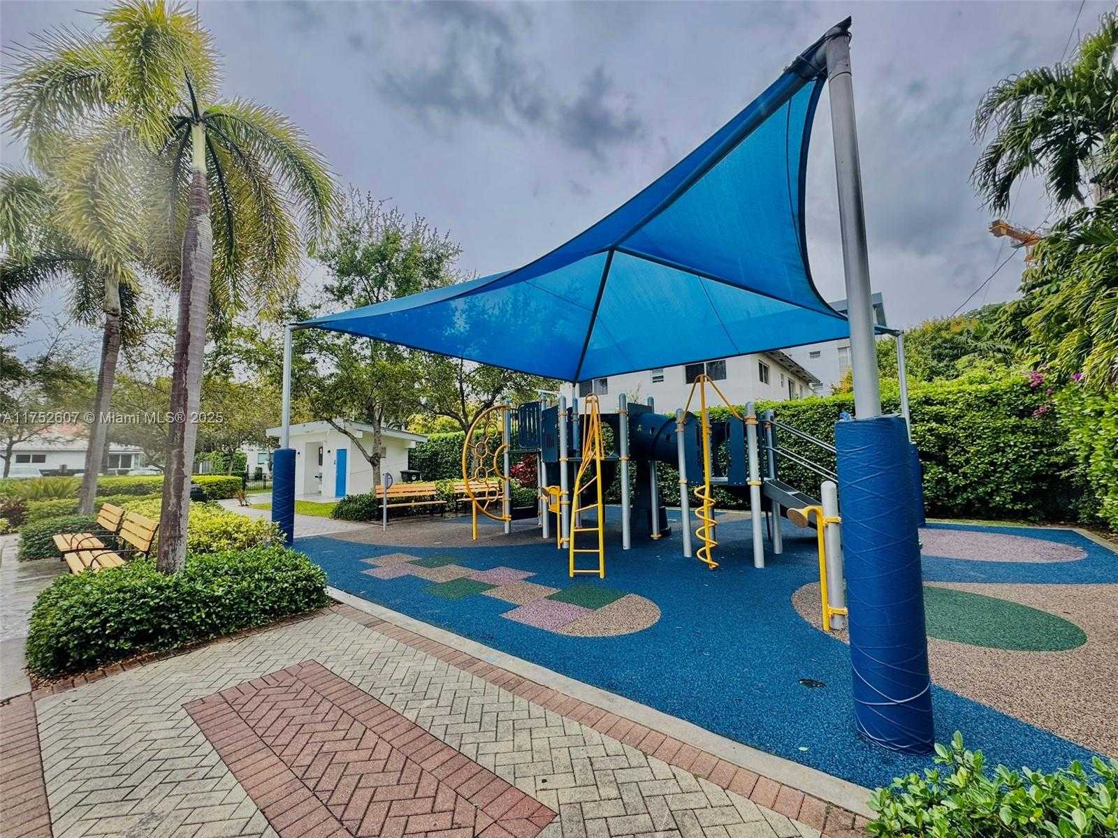 Small Image of 1142 99TH ST #3, Bay Harbor Islands Number 15