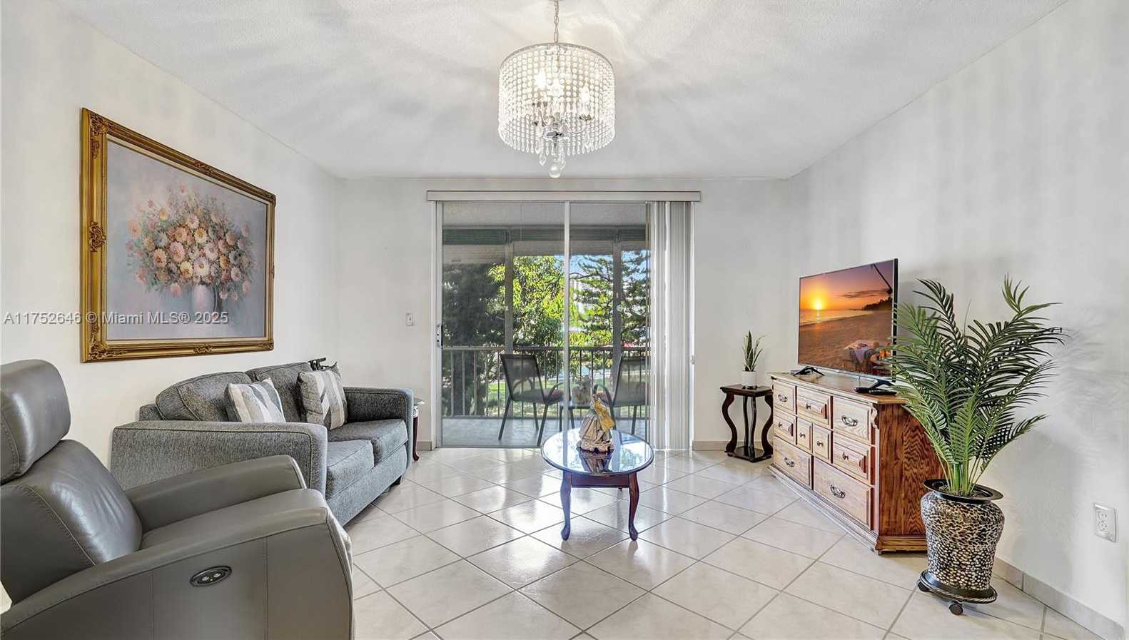 Small Image of 2905 POINT EAST DR #L208, Aventura Number 15