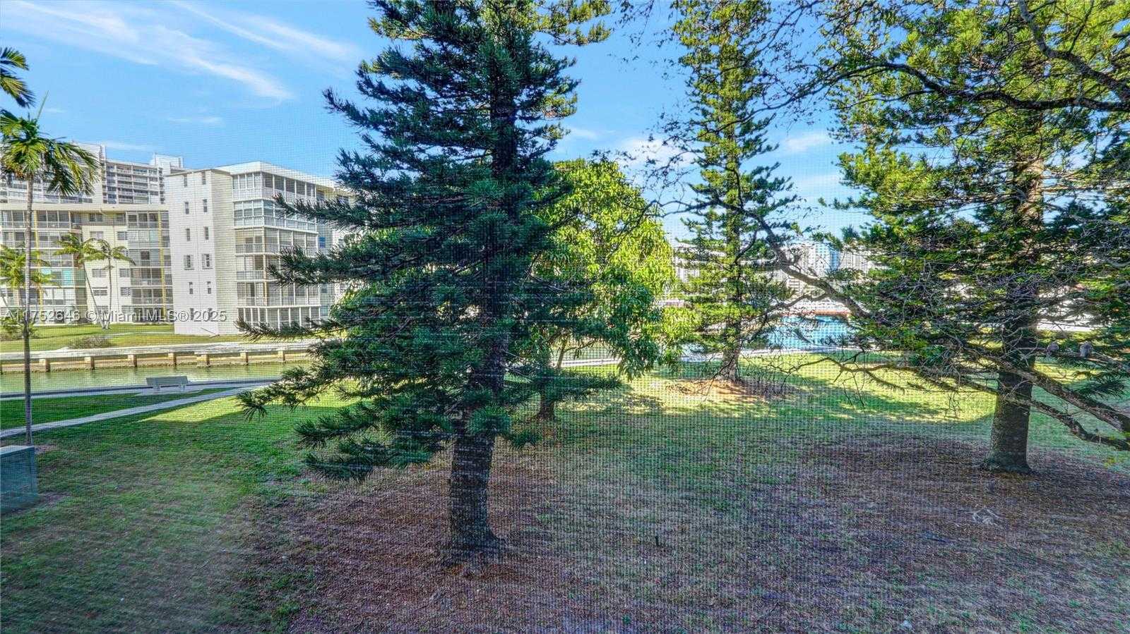 Small Image of 2905 POINT EAST DR #L208, Aventura Number 24