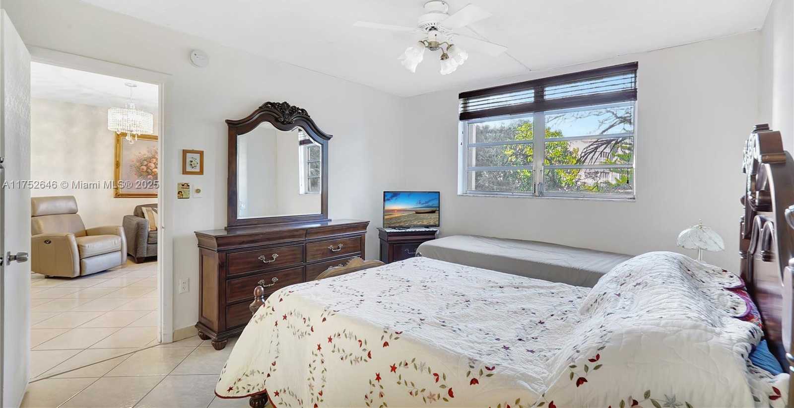 Small Image of 2905 POINT EAST DR #L208, Aventura Number 28