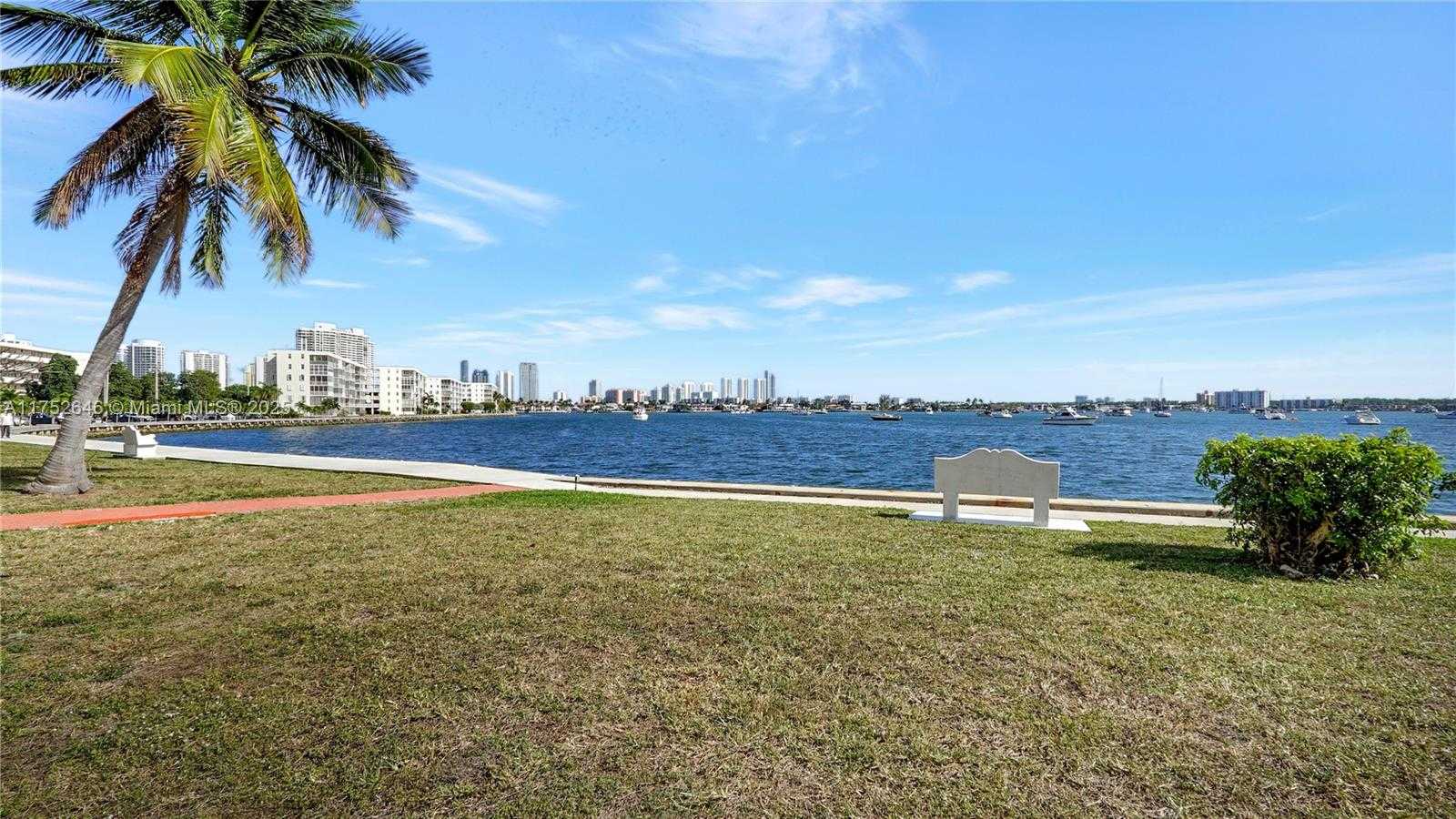 Small Image of 2905 POINT EAST DR #L208, Aventura Number 41