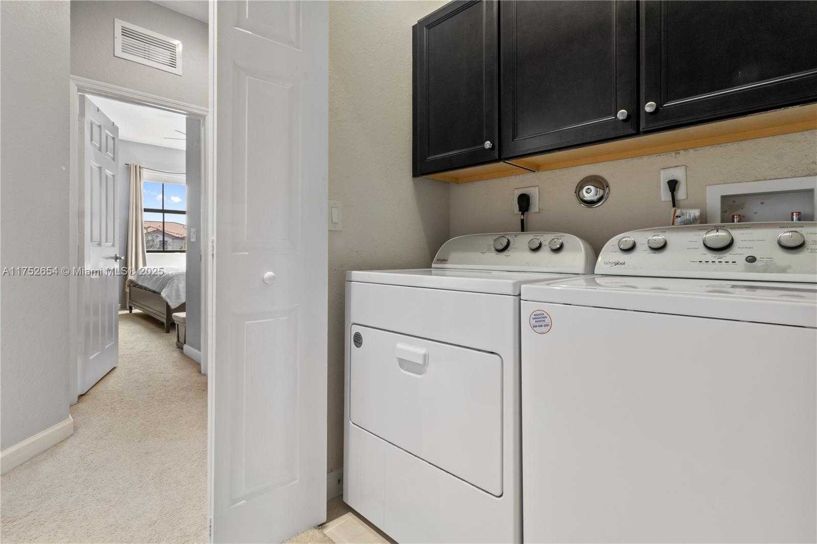 Small Image of 9831 NORTH WEST 88TH TER, Doral Number 10