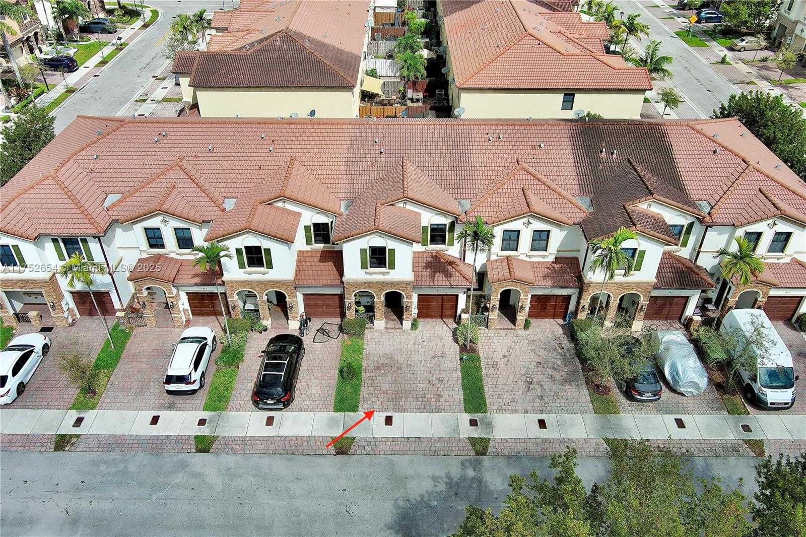 Small Image of 9831 NORTH WEST 88TH TER, Doral Number 12