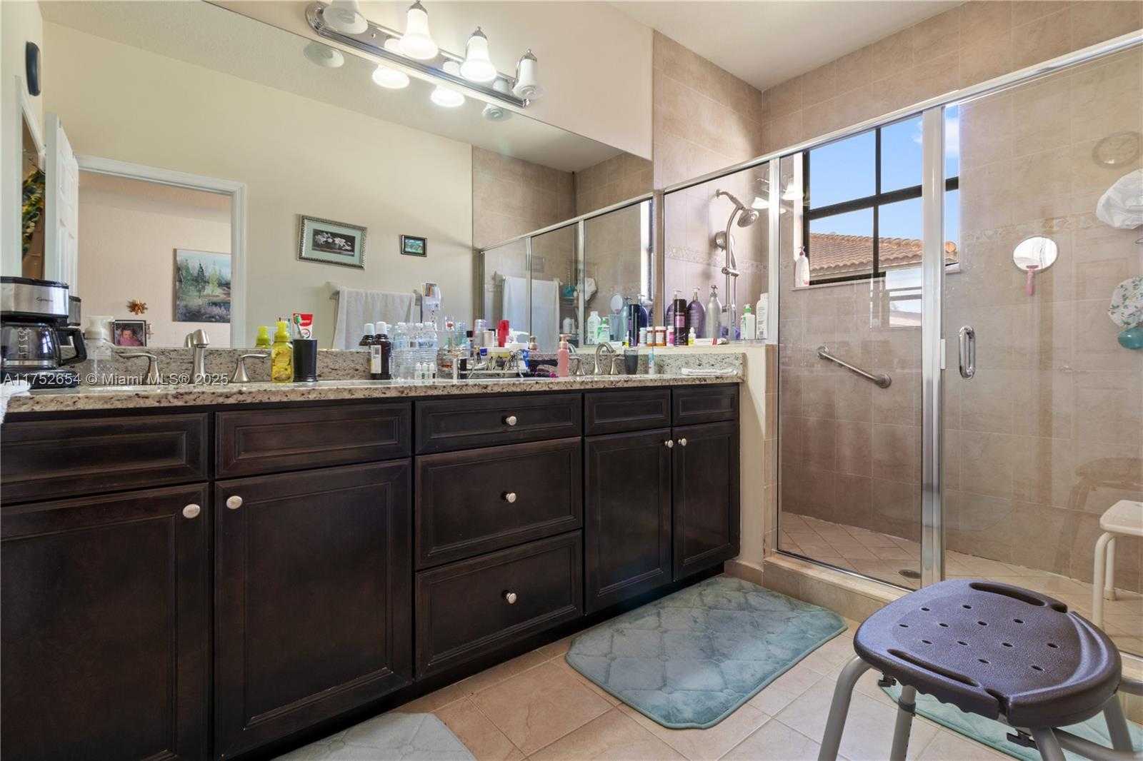Small Image of 9831 NORTH WEST 88TH TER, Doral Number 9