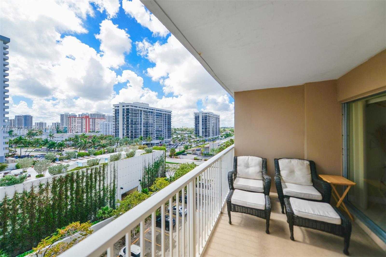 Small Image of 1980 SOUTH OCEAN DR #6G, Hallandale Beach Number 24
