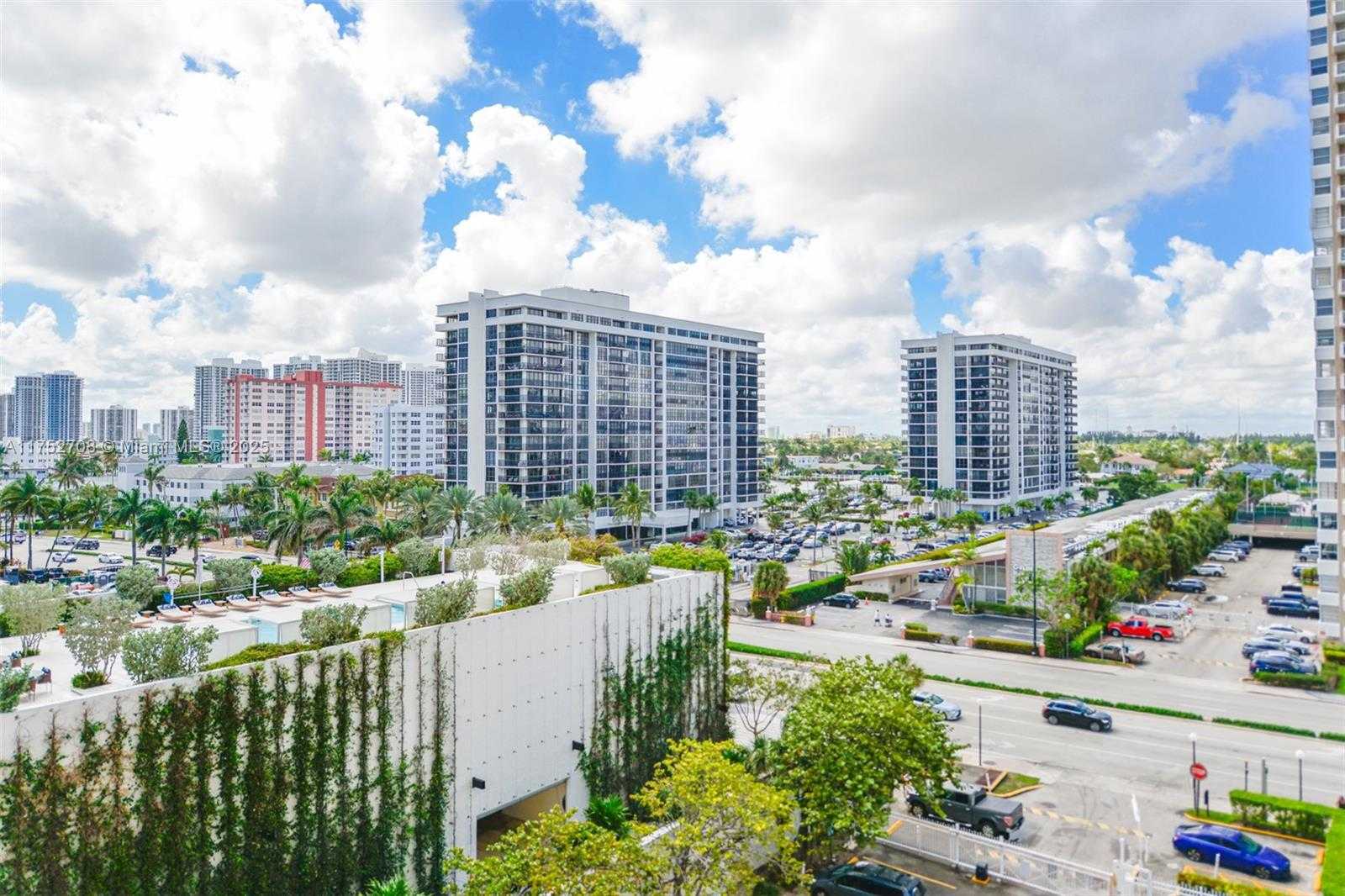 Small Image of 1980 SOUTH OCEAN DR #6G, Hallandale Beach Number 25