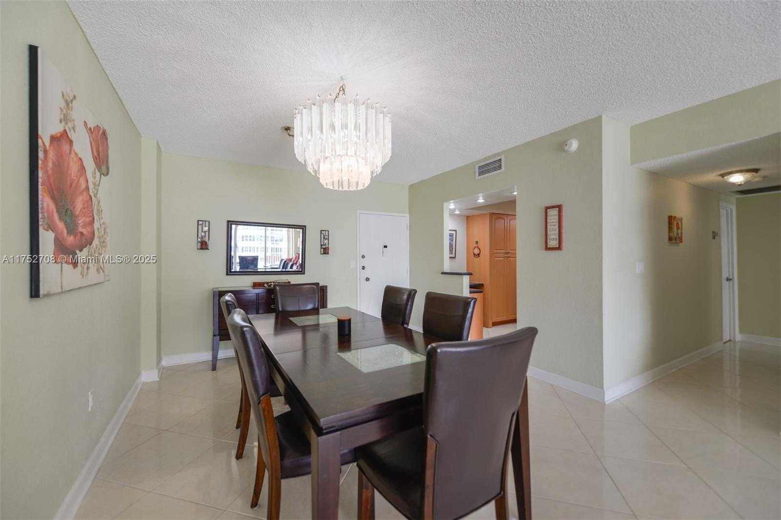 Small Image of 1980 SOUTH OCEAN DR #6G, Hallandale Beach Number 9