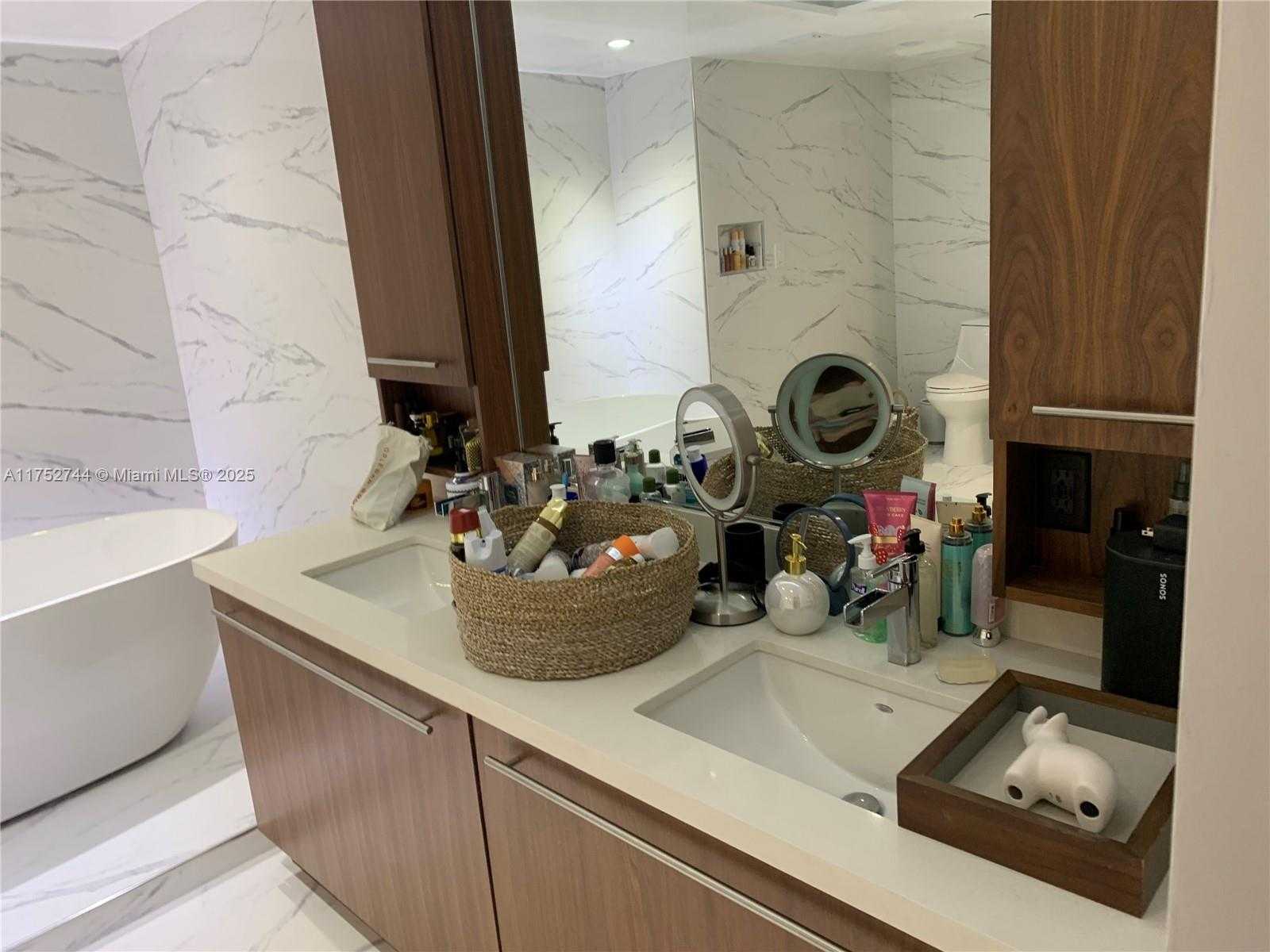 Small Image of 9401 COLLINS AVE #305, Surfside Number 10