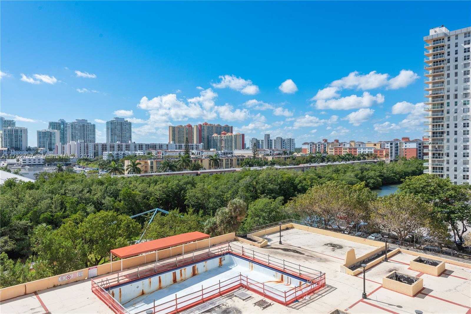 Small Image of 210 174TH ST #807, Sunny Isles Beach Number 27