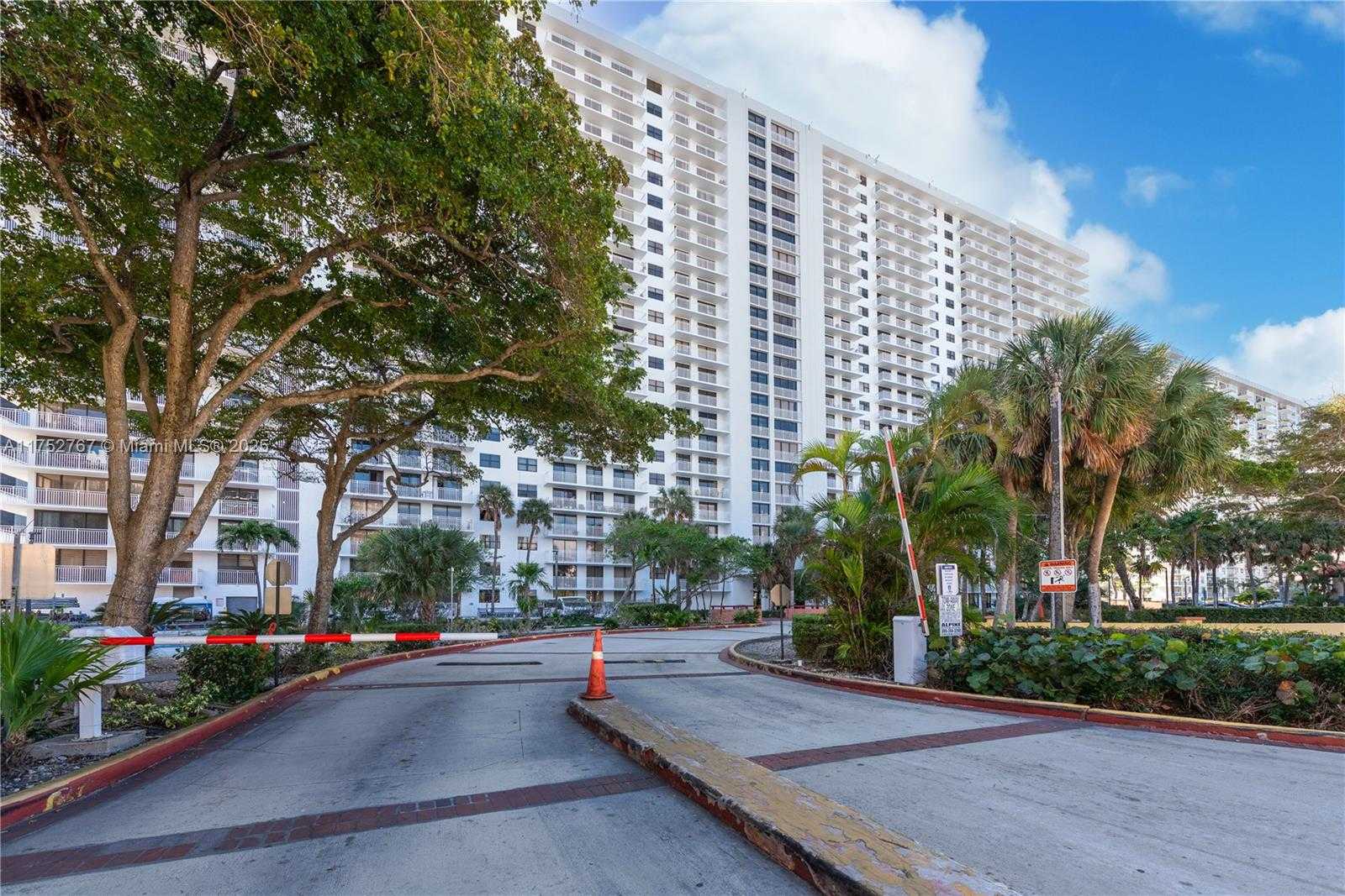 Small Image of 210 174TH ST #807, Sunny Isles Beach Number 8