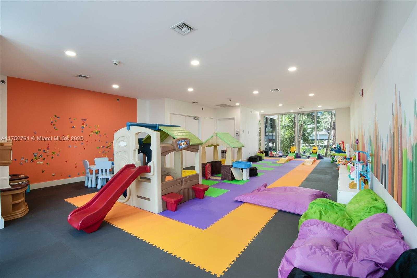 Small Image of 19111 COLLINS AVE #PH4, Sunny Isles Beach Number 24