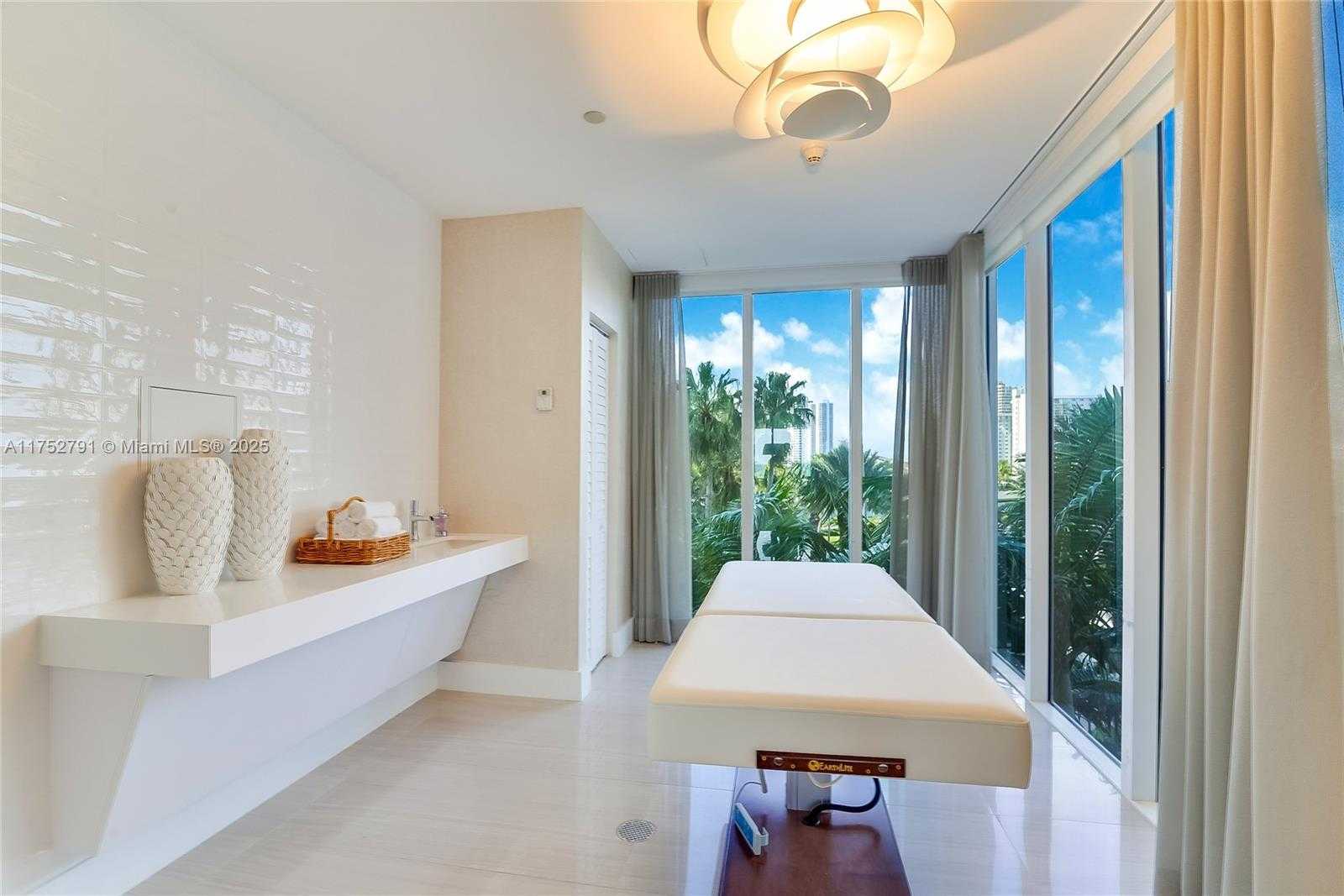 Small Image of 19111 COLLINS AVE #PH4, Sunny Isles Beach Number 25