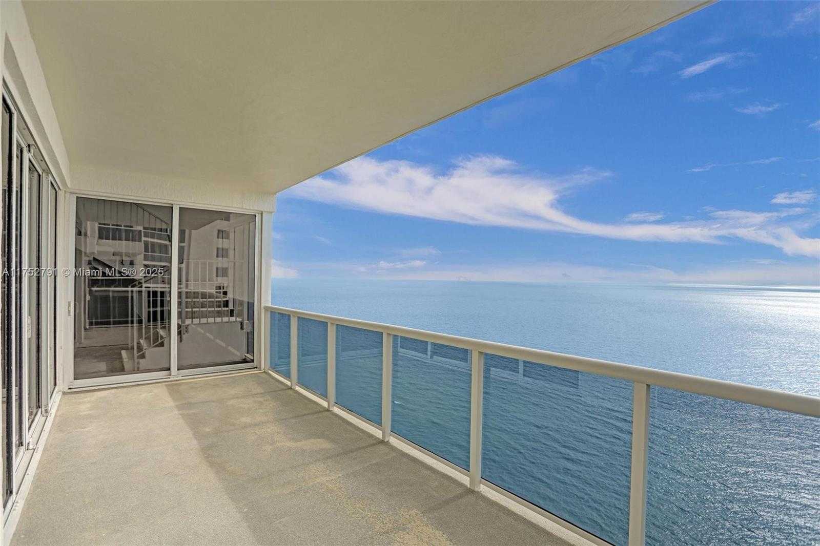 Small Image of 19111 COLLINS AVE #PH4, Sunny Isles Beach Number 9