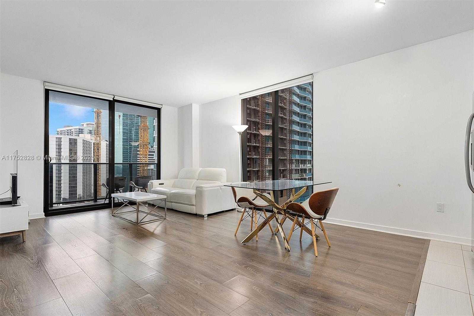 Small Image of 31 SOUTH EAST 6TH ST #2008, Miami Number 6