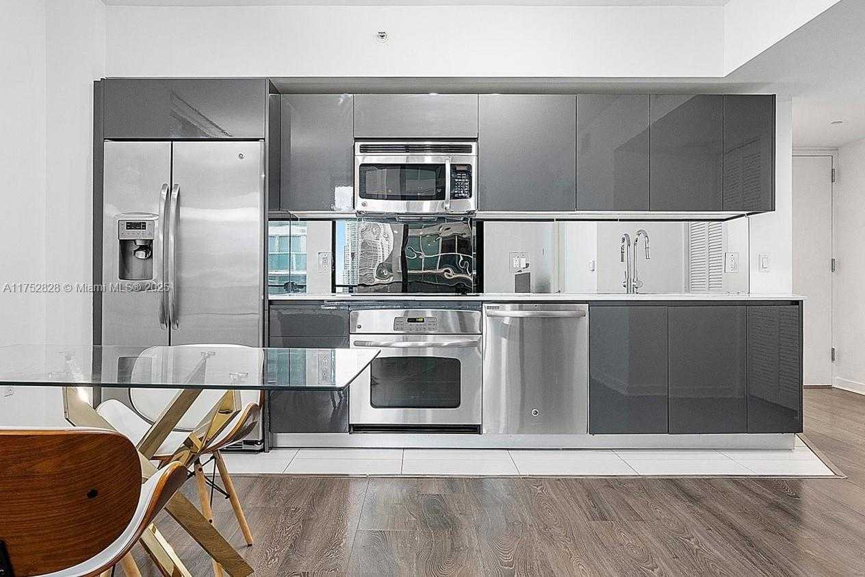 Small Image of 31 SOUTH EAST 6TH ST #2008, Miami Number 7