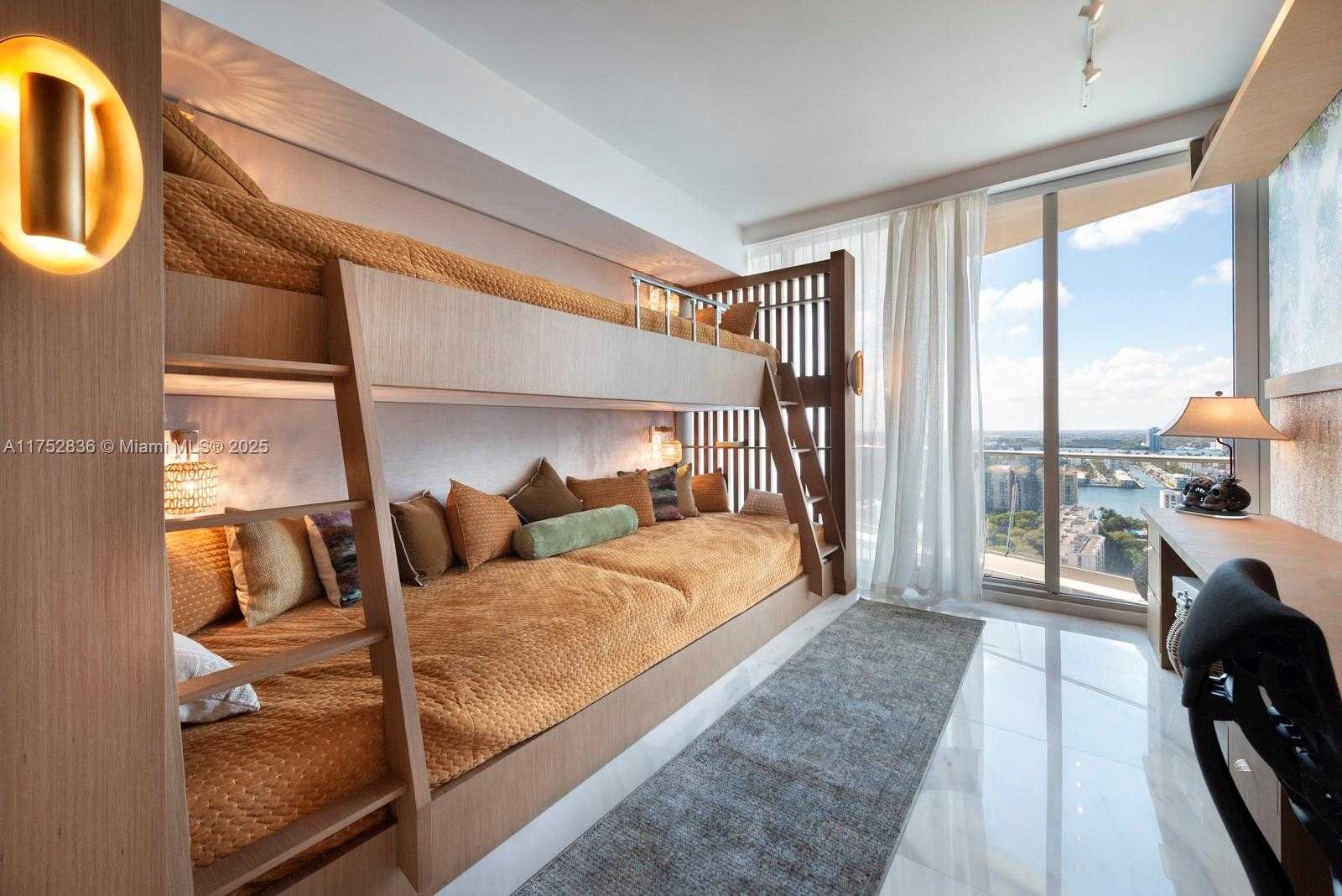 Small Image of 16901 COLLINS AVE #2703, Sunny Isles Beach Number 20
