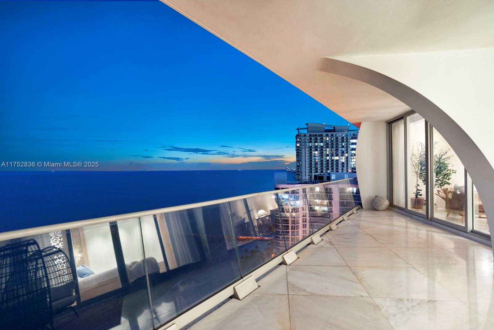 Small Image of 16901 COLLINS AVE #2703, Sunny Isles Beach Number 29