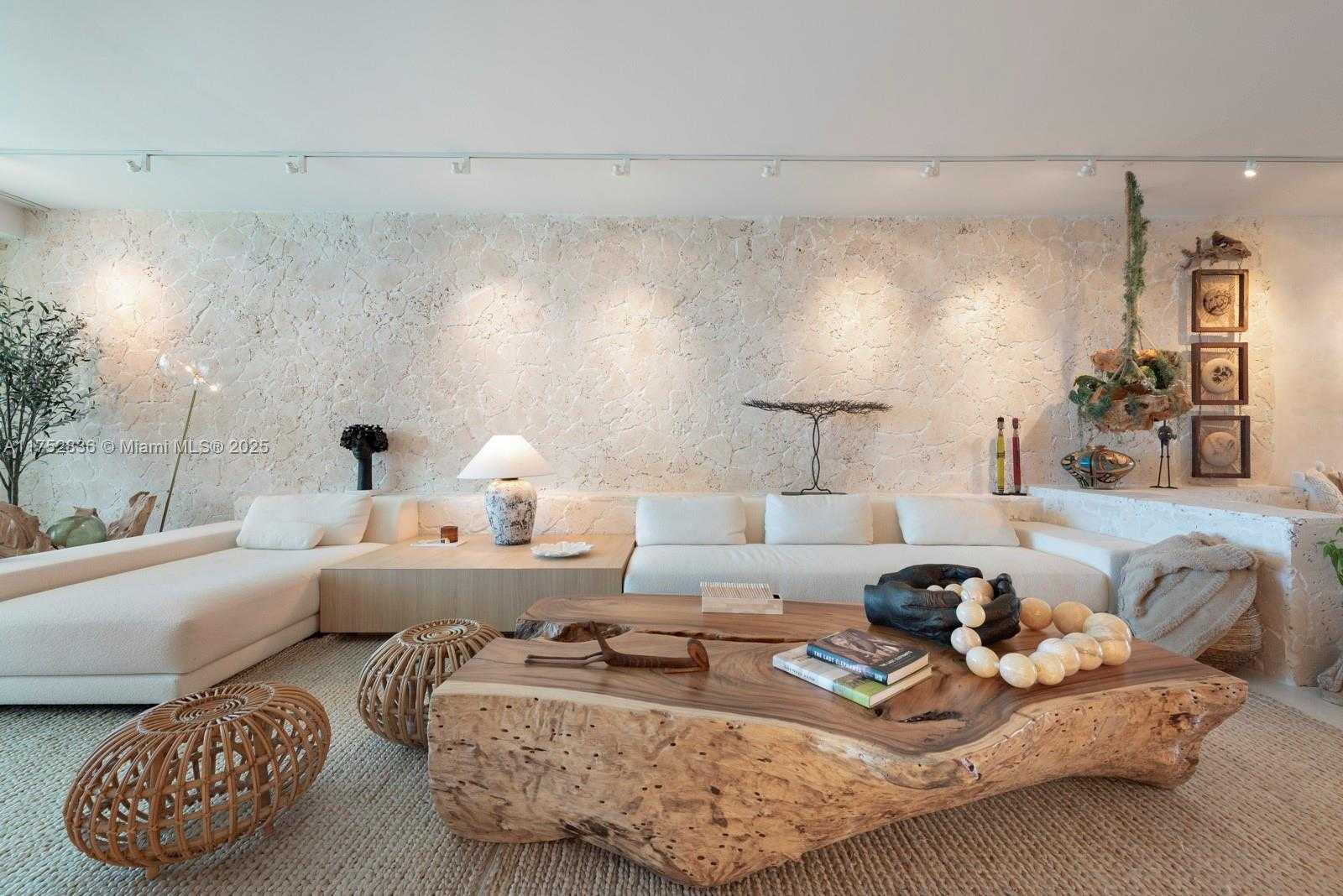 Small Image of 16901 COLLINS AVE #2703, Sunny Isles Beach Number 3